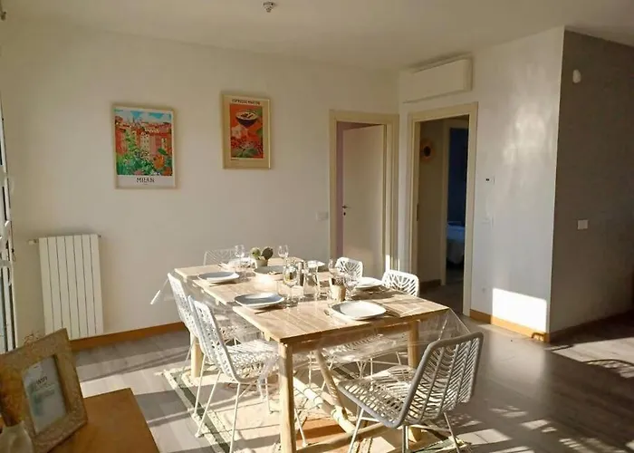 Sui Generis Penthouse With Terraces * Milán