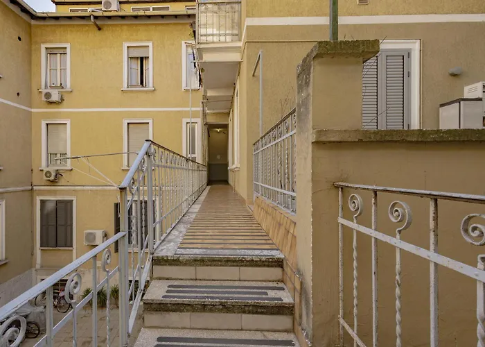 Apartmán Xenia - Cozy Luminous Flat Near Navigli