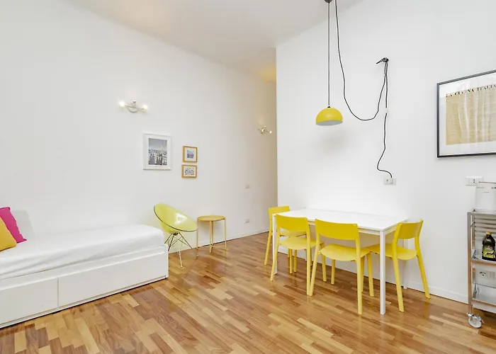 Xenia - Cozy Luminous Flat Near Navigli Apartmán