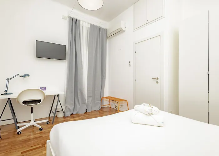 Xenia - Cozy Luminous Flat Near Navigli *