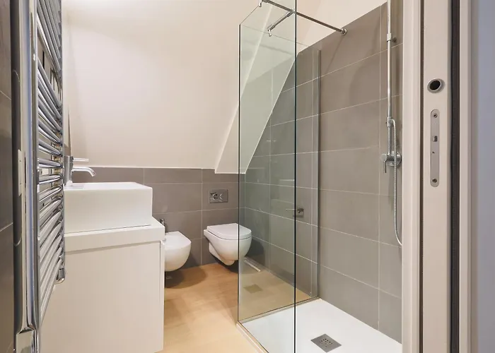 Joivy Welcoming Flats By Corso ميلان