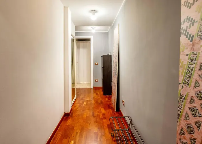 One Bedroom With Terrace Near Duomo Milano