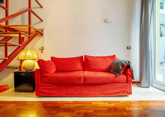 One Bedroom With Terrace Near Duomo *