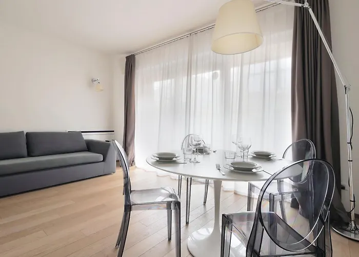 شقة Joivy Welcoming Flats By Corso ميلان