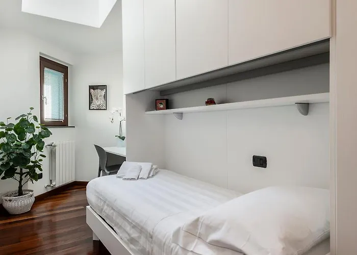 Apartamento Stayeasy Sesia5 - 4 Bedrooms Penthouse, 2 Baths Milão