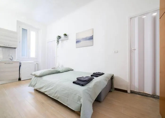 4 Stops From The Center *