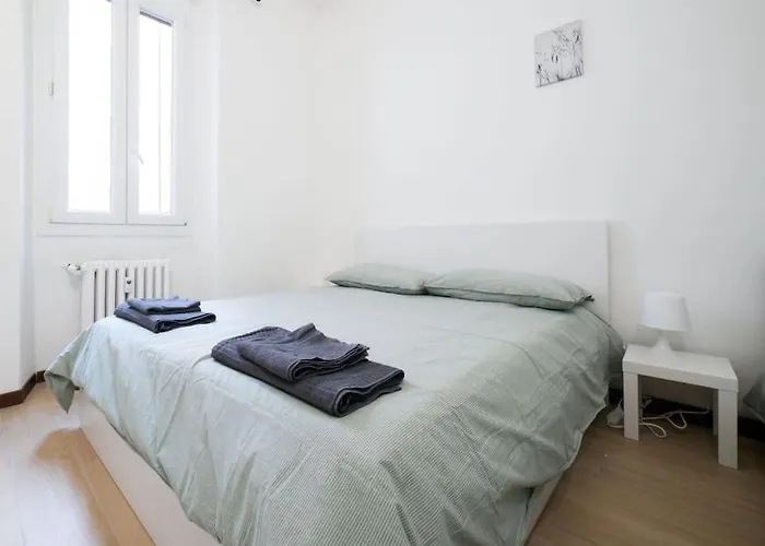 Apartamento 4 Stops From The Center *