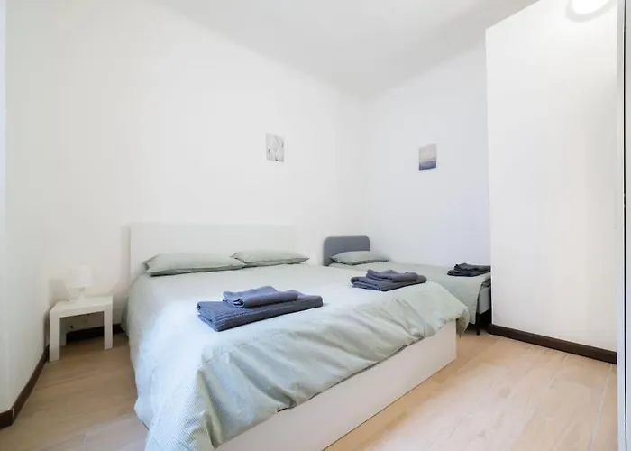 4 Stops From The Center Apartamento