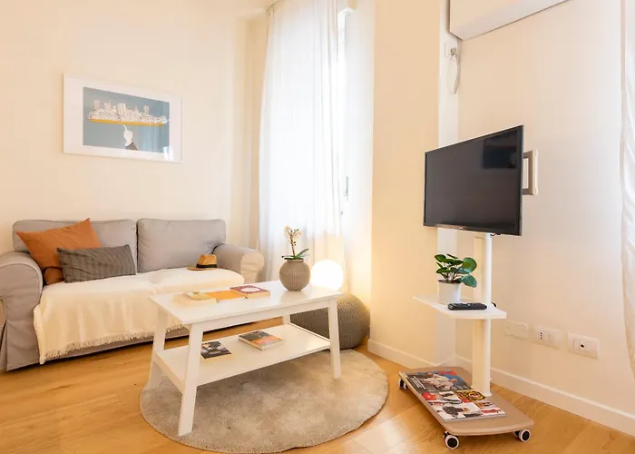 Guesthost - West Apartman