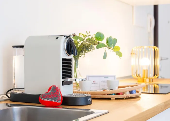 Guesthost - West Apartman *