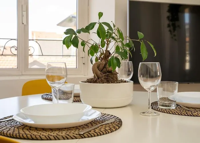 A 15 Min. Dal Duomo 公寓