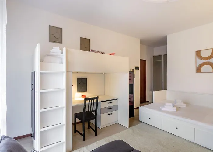 Rucellai With Shared Pool By Halldis *