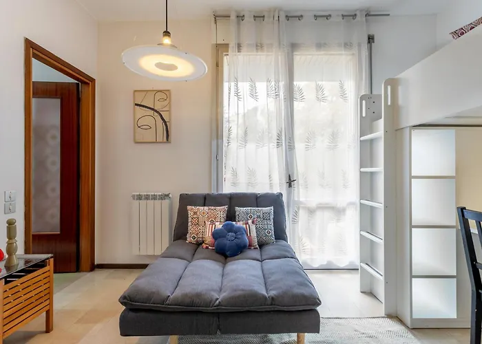 Rucellai With Shared Pool By Halldis *