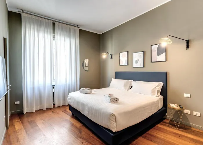 圣特克拉公寓 公寓 *