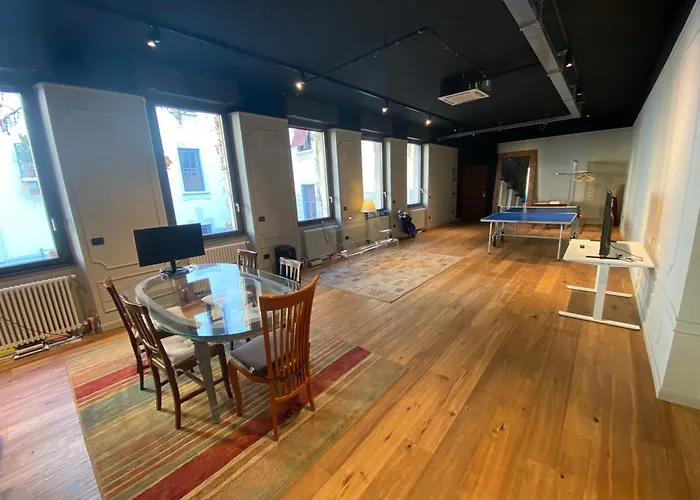 Centro-200 Mq Loft/ufficio • Check-in 24h • Wifi Lejlighed *