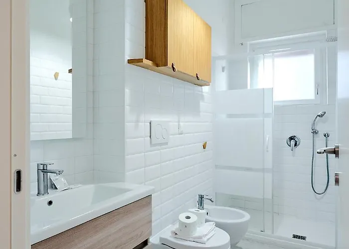 We - Casa Martini, Milánó