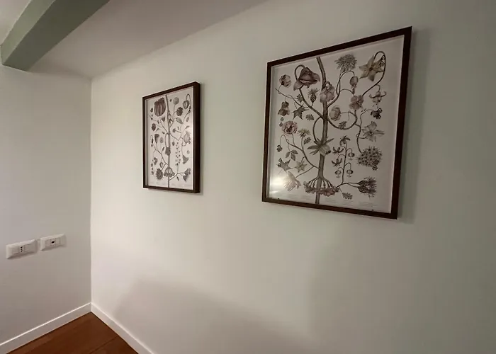 Апартаменты Flowers, A Cozy In Милан