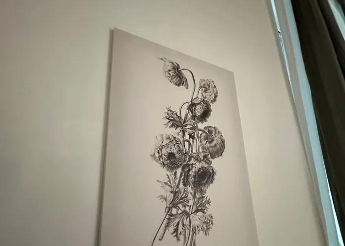 Flowers, A Cozy In Апартаменты