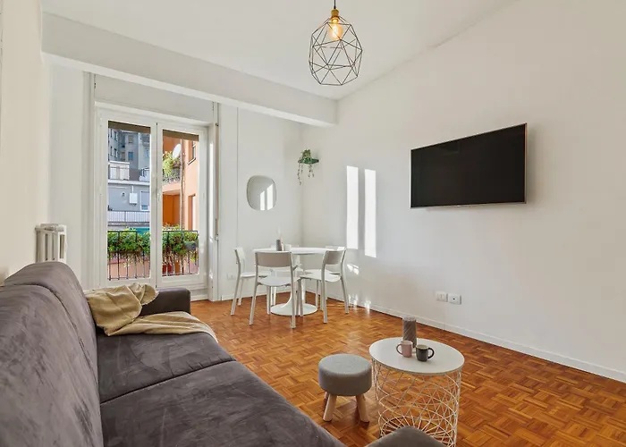 Urban Chic Retreat Station - Loreto * Milan