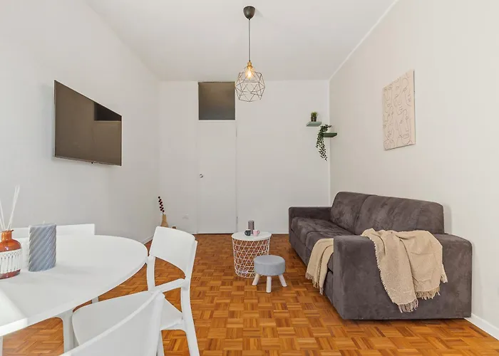 Urban Chic Retreat Station - Loreto * Milan