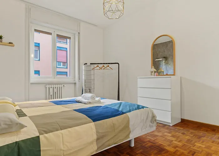 Apartment Urban Chic Retreat Station - Loreto Milan