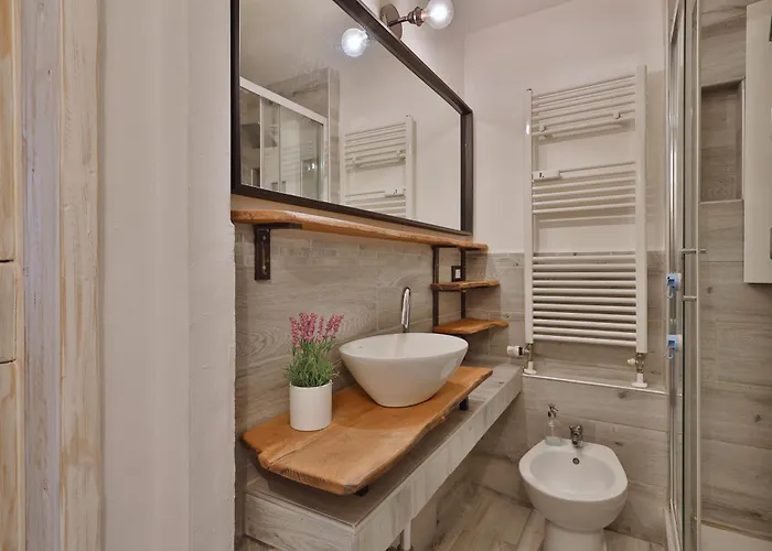 Quiet House In Navigli Sleeps 4 Milano