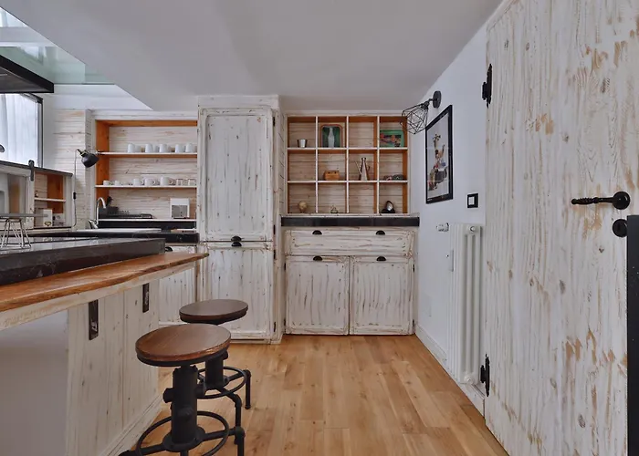 Quiet House In Navigli Sleeps 4 *