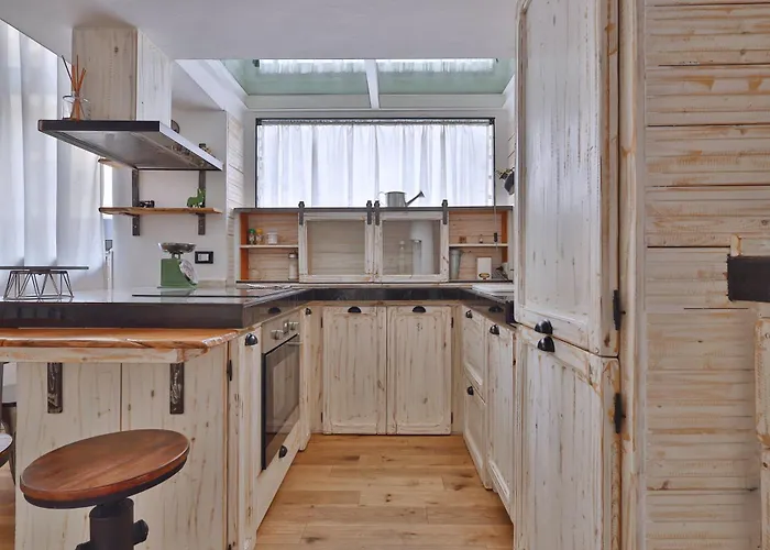 Quiet House In Navigli Sleeps 4 Milano