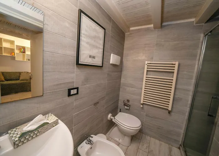 Lepontina, 13 - Grazioso E Confortevole Milano