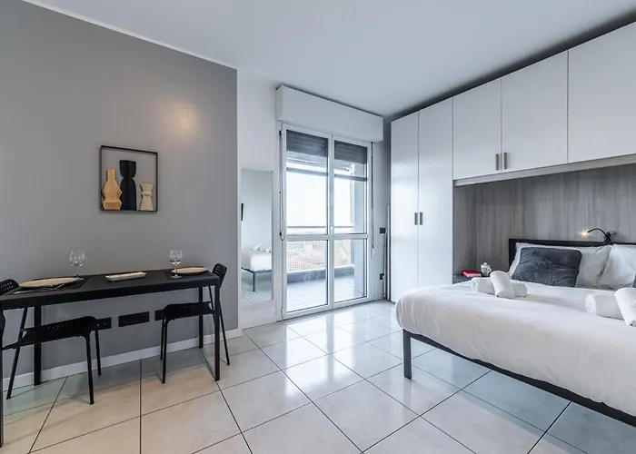 Cosenz Charme Appartement Milan