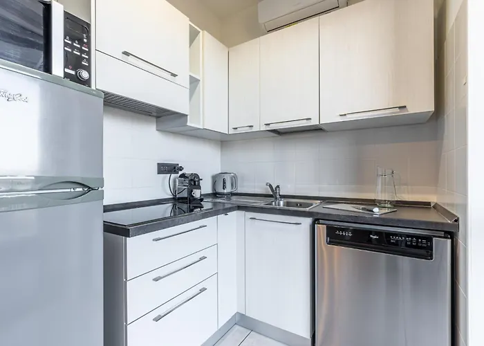 Cosenz Charme Milano