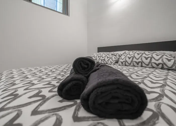Throat House Apartment