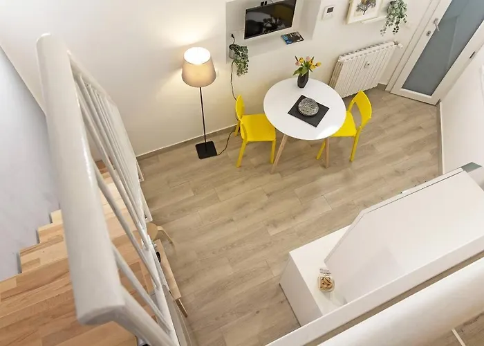 Moscova Moderno E Bilocale Per Coppie Milano