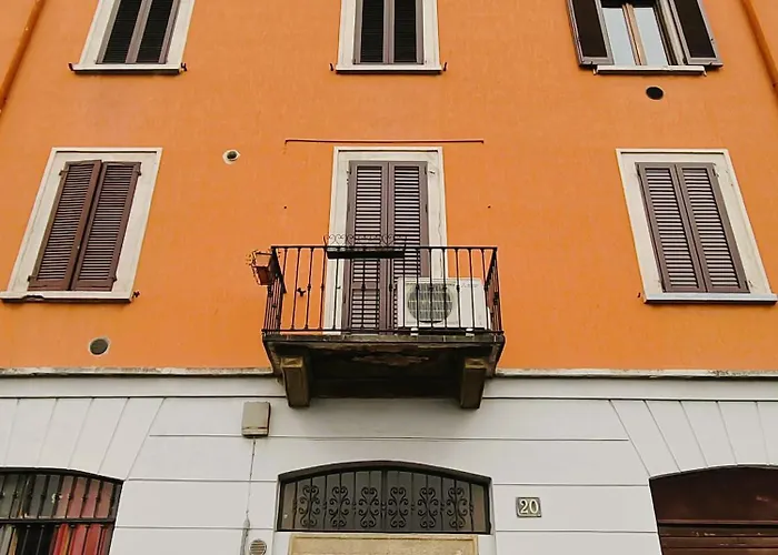 5mincorsocomo - Jolly - Typical *