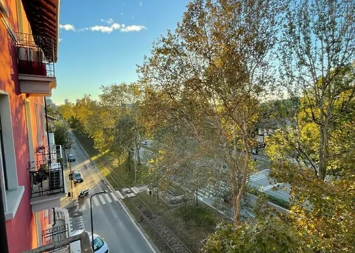 Da Me - Ampio Con 2 Da Letto Milán