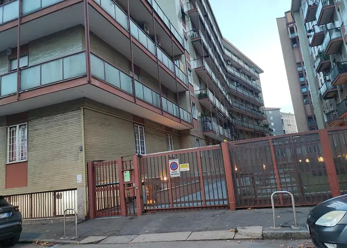 Casa Di Lory 4* מילאנו