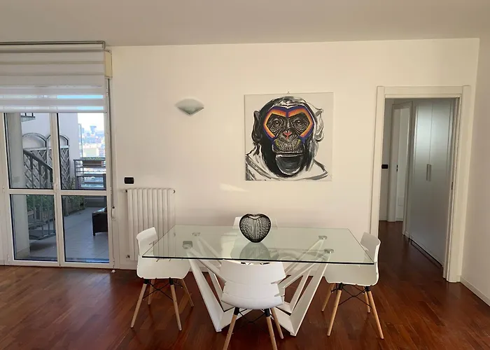 Attico Di Design Zona Navigli/moda,milano Apartmán