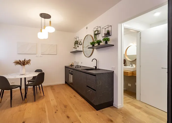 45royal Stylish House Center شقة *