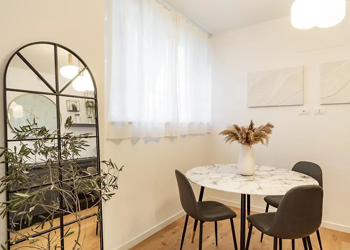 45royal Stylish House Center * Mediolan