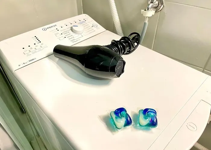 • Cozy House • 10 Min Rho Fiera Apartment Mailand