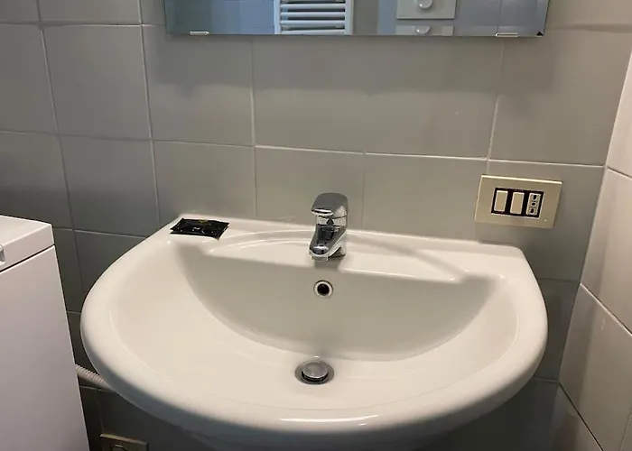 • Cozy House • 10 Min Rho Fiera * Mailand