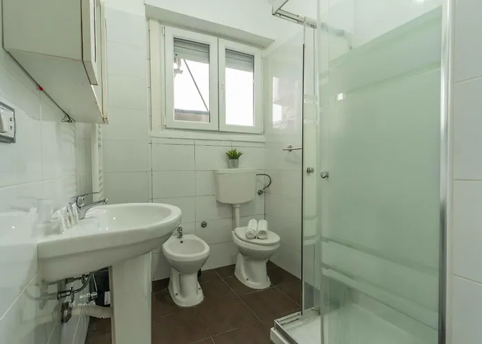 Rog27-large With Transport Close To Home- * Milán