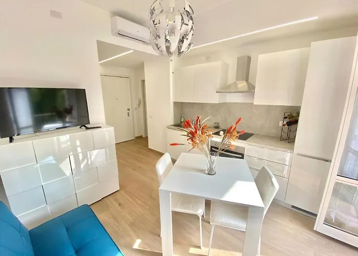 Federico's House - Eleganza E Stile In Via Anselmo Da Baggio Appartamento *