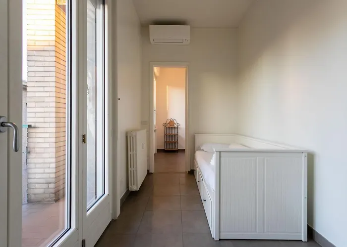 Апартаменты Serra 2br With Terrace By Halldis