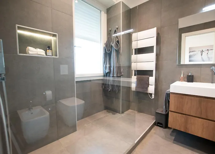 Luxury With Terrace - Napoli 35 米兰