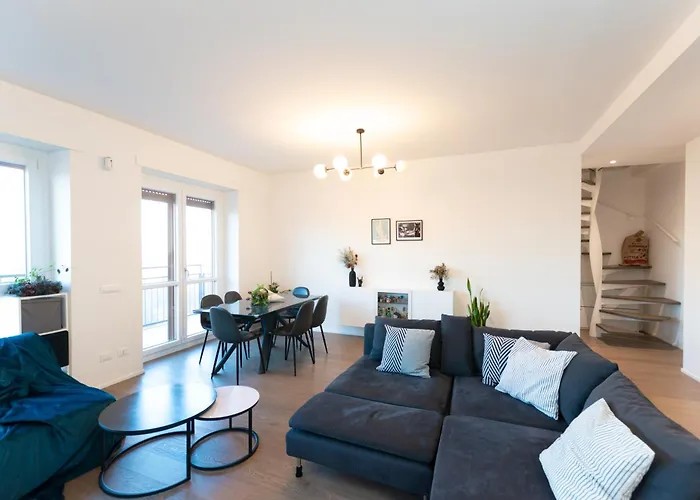 Luxury With Terrace - Napoli 35 *