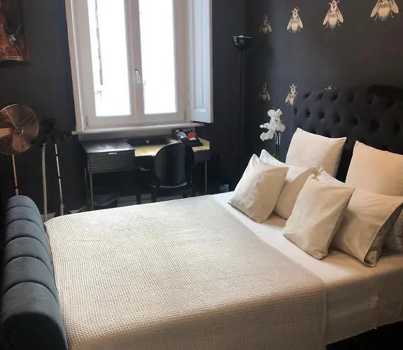 Lippi 42 Single Room's In With Garden *