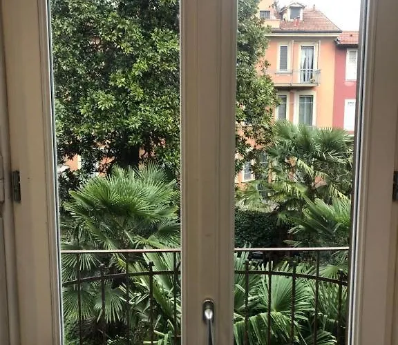 Lippi 42 Single Room's In With Garden Отель *