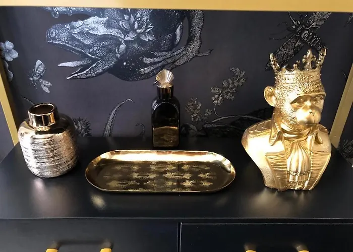 Lippi 42 Single Room's In With Garden *