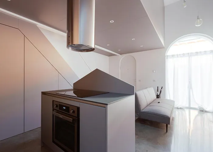 - 800 M Far From Lancetti Station Appartamento